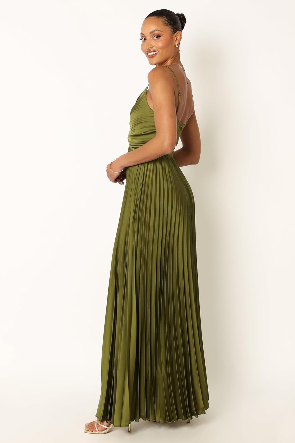 Elanita - Elegant Pleated Dress