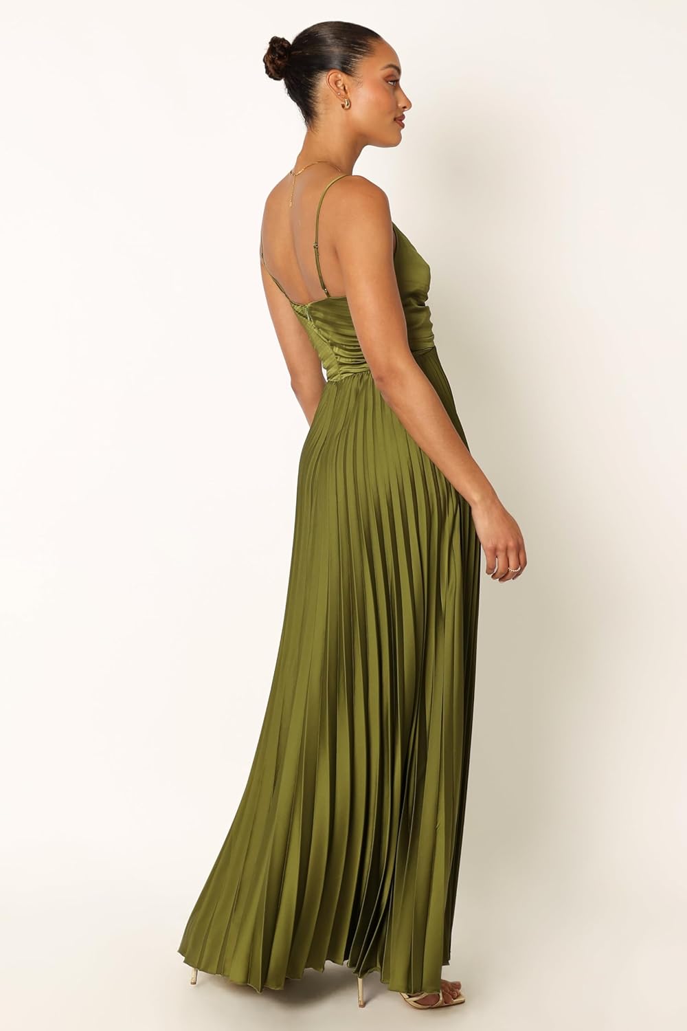 Elanita - Elegant Pleated Dress