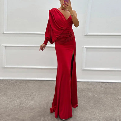 Iliana | One-Shoulder Gown