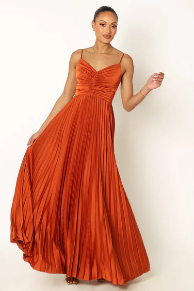 Elanita - Elegant Pleated Dress